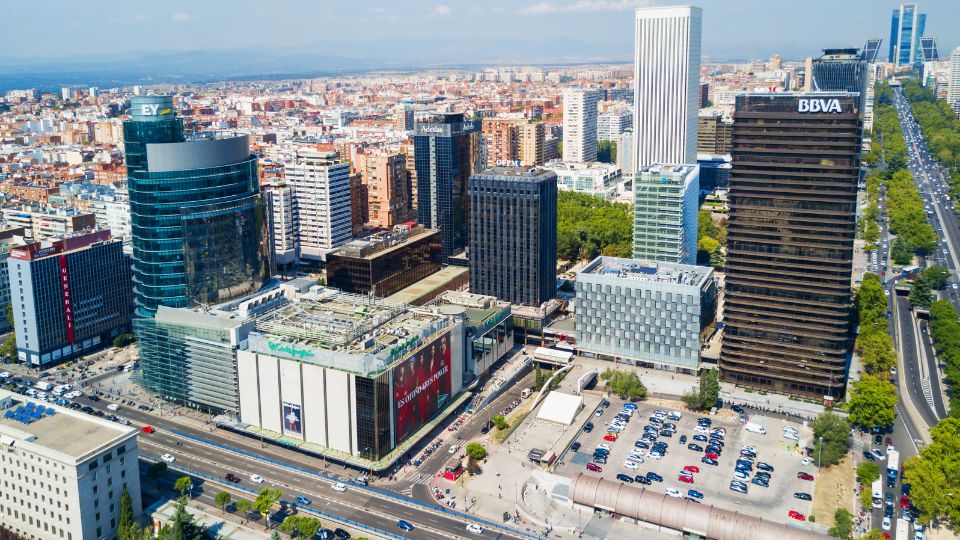 El crecimiento de Madrid se ha incrementado espectacularmente en los últimos años, creando muchos nuevos barrios residenciales y algunas excelentes oportunidades de inversión en el proceso.